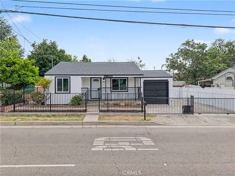 215 W Lugonia Ave, Redlands, CA 92374