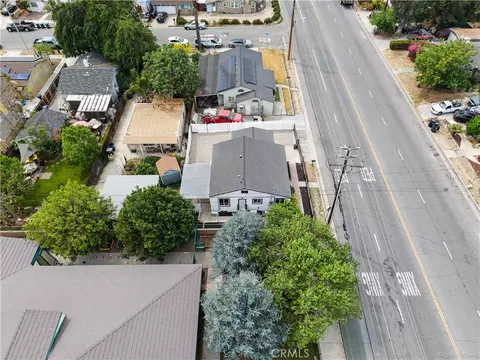 View/Area - 215 W Lugonia Ave, Redlands, CA 92374 photo 8 of 11
