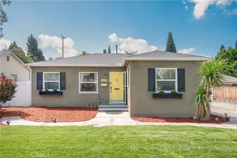 4290 Oakwood Pl, Riverside, CA 92506