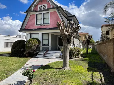 572 N La Cadena, Colton, CA 92324