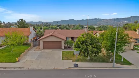 22125 Country Hills Dr, Wildomar, CA 92595