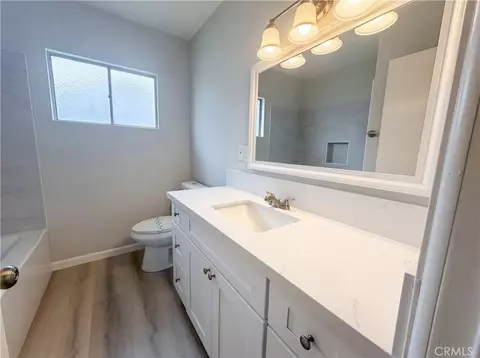 Bath - 5654 Tower Rd, Riverside, CA 92506 photo 2 of 3