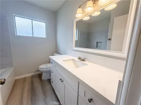 Bath - 5654 Tower Rd, Riverside, CA 92506 photo 2 of 3