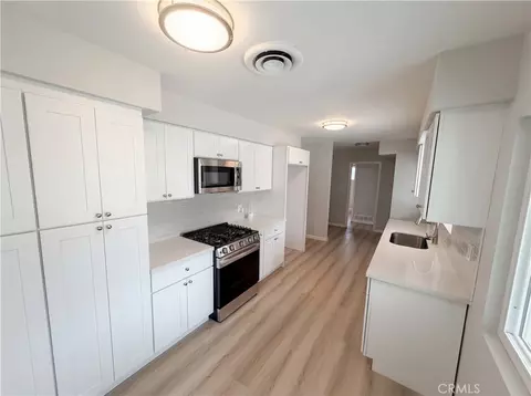 Kitchen - 5654 Tower Rd, Riverside, CA 92506 photo 1 of 1