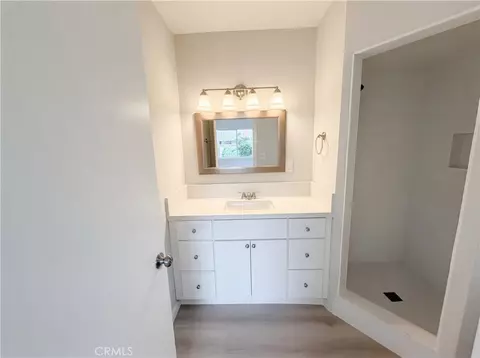 Bath - 5654 Tower Rd, Riverside, CA 92506 photo 1 of 3