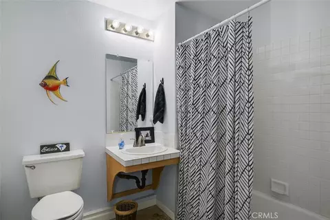 Bath - 1718 Tecalote Dr #26, Fallbrook, CA 92028 photo 1 of 4