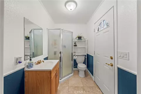 Bath - 1644 Cuatro Ln, Fallbrook, CA 92028 photo 6 of 6
