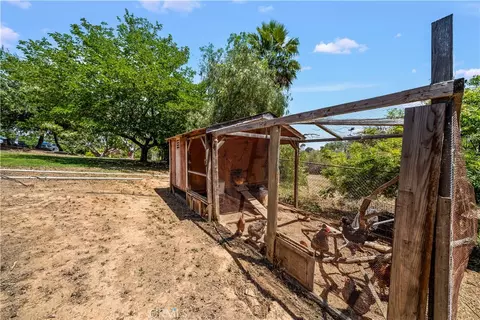 Exterior - 1644 Cuatro Ln, Fallbrook, CA 92028 photo 18 of 18