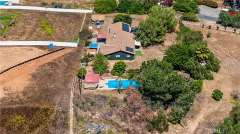 View/Area - 1644 Cuatro Ln, Fallbrook, CA 92028 photo 3 of 4