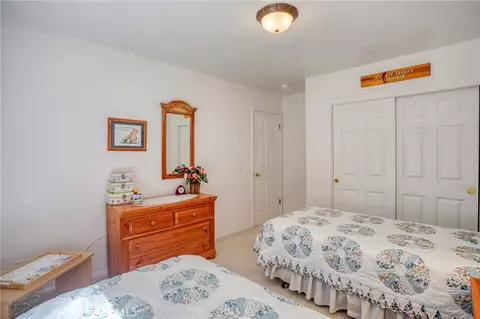 Bedroom - 196 B, Lake Arrowhead, CA 92352 photo 6 of 7