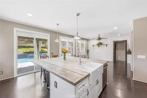 Kitchen - 8402 Lindenhurst, Riverside, CA 92508 photo 6 of 6