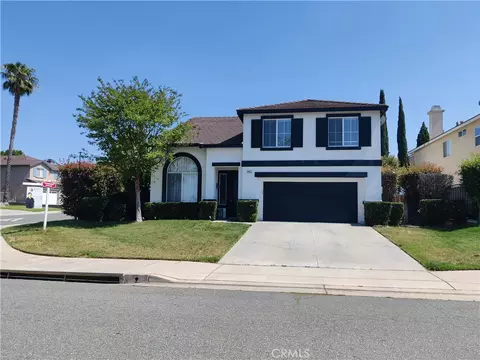8402 Lindenhurst, Riverside, CA 92508