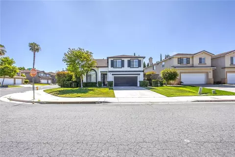 Exterior - 8402 Lindenhurst, Riverside, CA 92508 photo 10 of 15