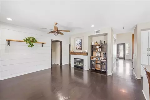 Living - 8402 Lindenhurst, Riverside, CA 92508 photo 2 of 2