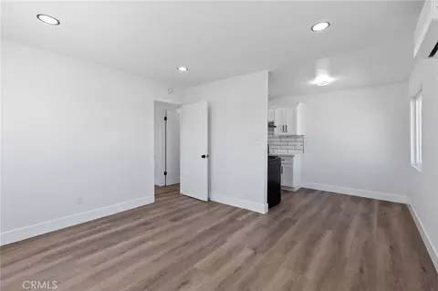 Living - 25441 W Main, Barstow, CA 92311 photo 9 of 9