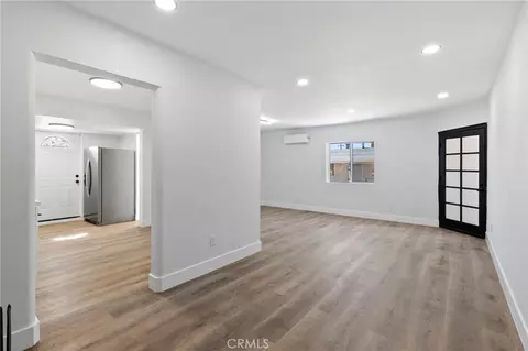 Living - 25441 W Main, Barstow, CA 92311 photo 5 of 9