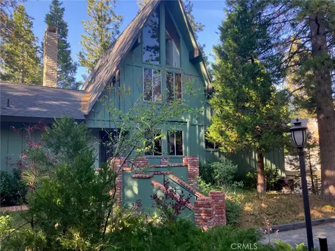 180 Grass Vly #42, Lake Arrowhead, CA 92352