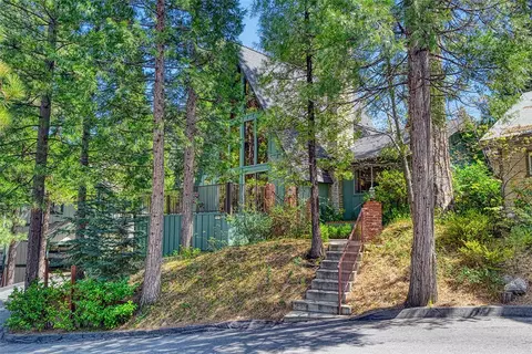 180 Grass Vly #42, Lake Arrowhead, CA 92352