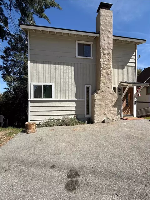 Exterior - 785 County Dr, Crestline, CA 92325 photo 2 of 7