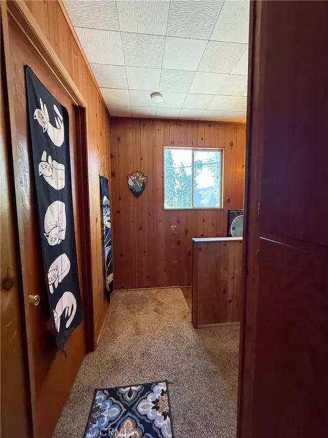 Entry Way - 785 County Dr, Crestline, CA 92325 photo 3 of 4