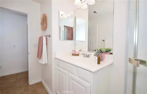 Bath - 12962 Riley Ct, Rancho Cucamonga, CA 91739 photo 3 of 9