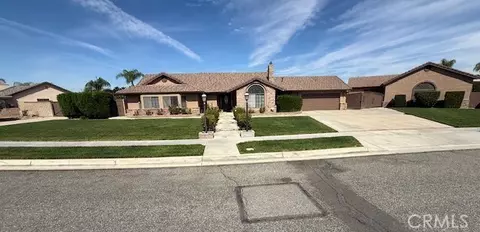 19534 Kiningham Dr, Bloomington, CA 92316