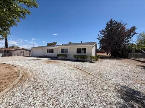 Exterior - 15011 Mission St, Hesperia, CA 92345 photo 4 of 4