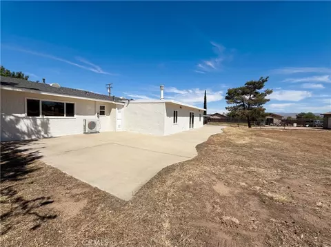 Exterior - 15011 Mission St, Hesperia, CA 92345 photo 1 of 4
