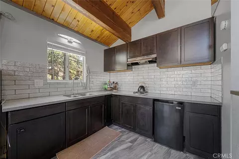Kitchen - 33080 Robin Ln, Arrowbear, CA 92382 photo 1 of 2