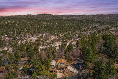 View/Area - 33080 Robin Ln, Arrowbear, CA 92382 photo 2 of 2