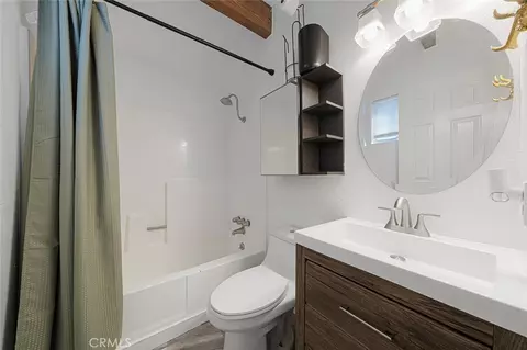 Bath - 33080 Robin Ln, Arrowbear, CA 92382 photo 2 of 2