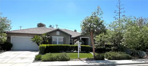 31826 Livingston St, Menifee, CA 92584