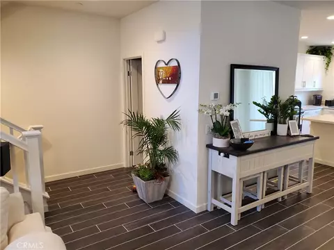 Entry Way - 609 Shadowbrook, Lake Forest, CA 92610 photo 2 of 8