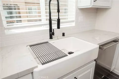 Kitchen - 609 Shadowbrook, Lake Forest, CA 92610 photo 6 of 6