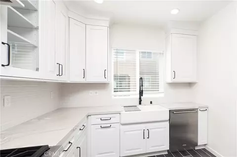 Kitchen - 609 Shadowbrook, Lake Forest, CA 92610 photo 3 of 6