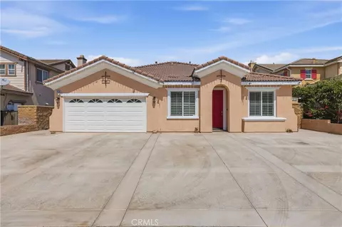 16658 San Jacinto, Fontana, CA 92336