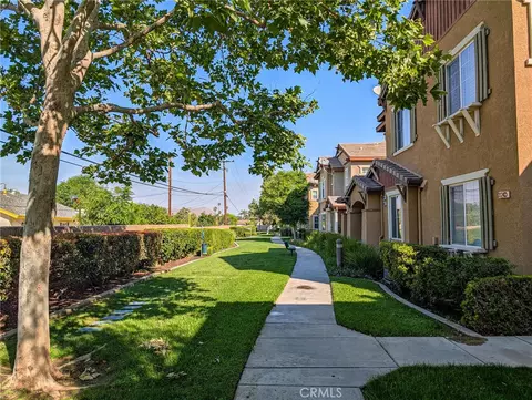 Exterior - 3924 Polk #E, Riverside, CA 92505 photo 3 of 5