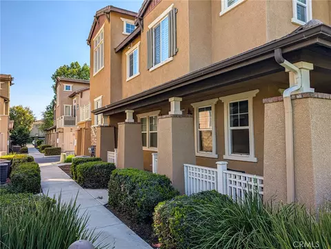 Exterior - 3924 Polk #E, Riverside, CA 92505 photo 2 of 5
