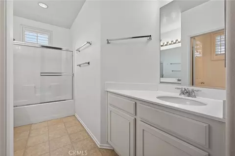 Entry Way - 3924 Polk #E, Riverside, CA 92505 photo 2 of 3