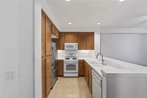 Kitchen - 3924 Polk #E, Riverside, CA 92505 photo 2 of 2