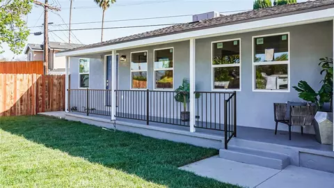 6415 Charlesworth Ave, North Hollywood, CA 91606
