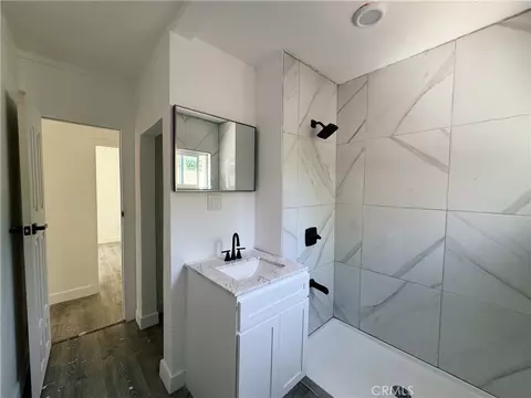Bath - 420 W K St, Colton, CA 92324 photo 1 of 2
