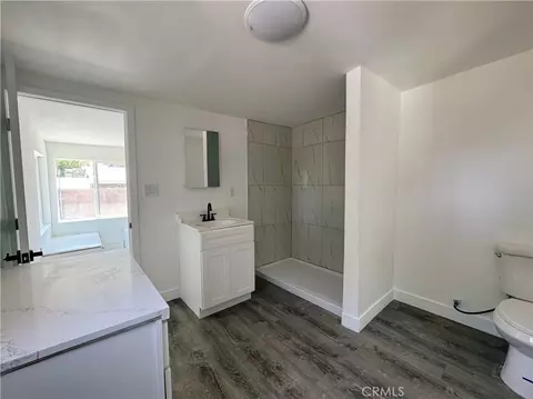 Bath - 420 W K St, Colton, CA 92324 photo 2 of 2
