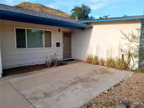 657 Glenhill Dr, Riverside, CA 92507 photo 3
