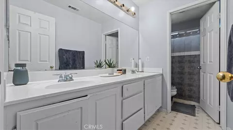 Bath - 29082 La Ladera Rd, Menifee, CA 92584 photo 3 of 4