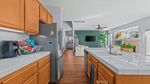 Kitchen - 29082 La Ladera Rd, Menifee, CA 92584 photo 3 of 3