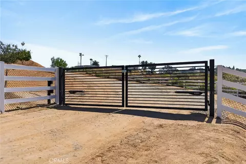 Exterior - 8064 Gopher Gulch, Riverside, CA 92506 photo 18 of 23