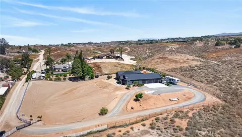 View/Area - 8064 Gopher Gulch, Riverside, CA 92506 photo 1 of 2
