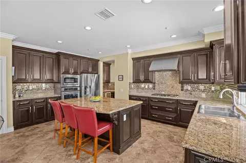 Kitchen - 9509 Kings Ct, Riverside, CA 92508 photo 2 of 5