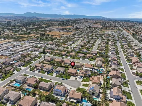 View/Area - 9509 Kings Ct, Riverside, CA 92508 photo 3 of 5
